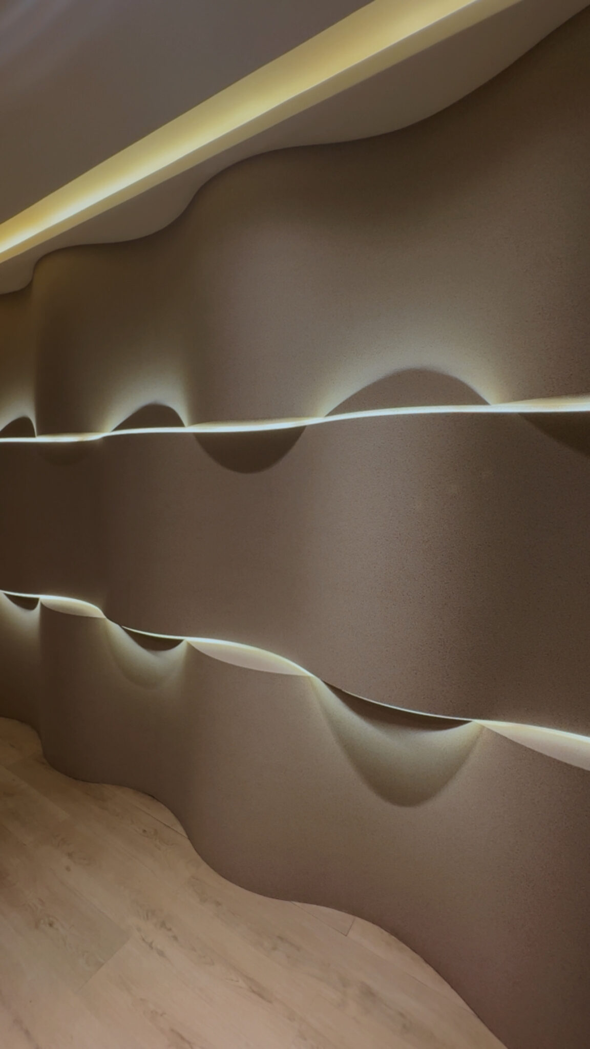 {"eId":"395098256311080","CameraPosition":1}